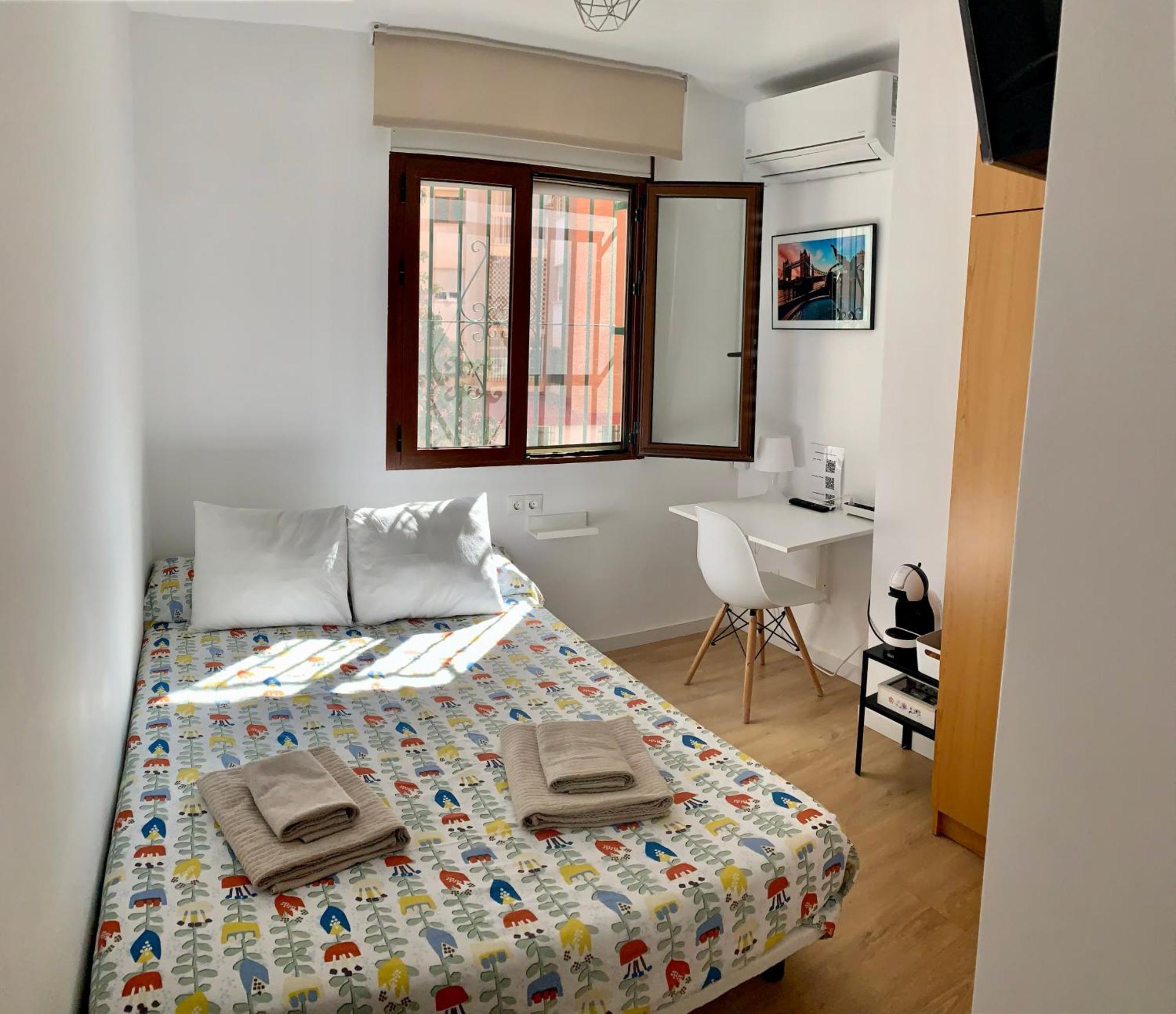 Habitacion Gonzalez Málaga Exterior foto